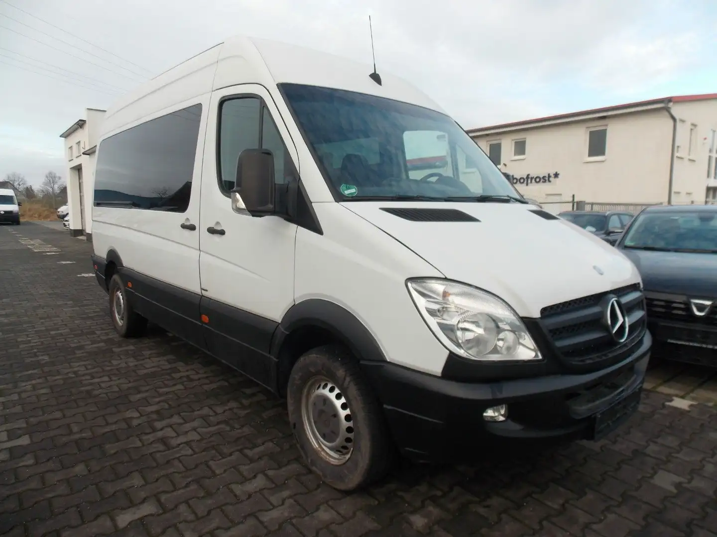 Mercedes-Benz Sprinter II Kombi 316 Benzin Automatik/9-Sitzer Weiß - 1