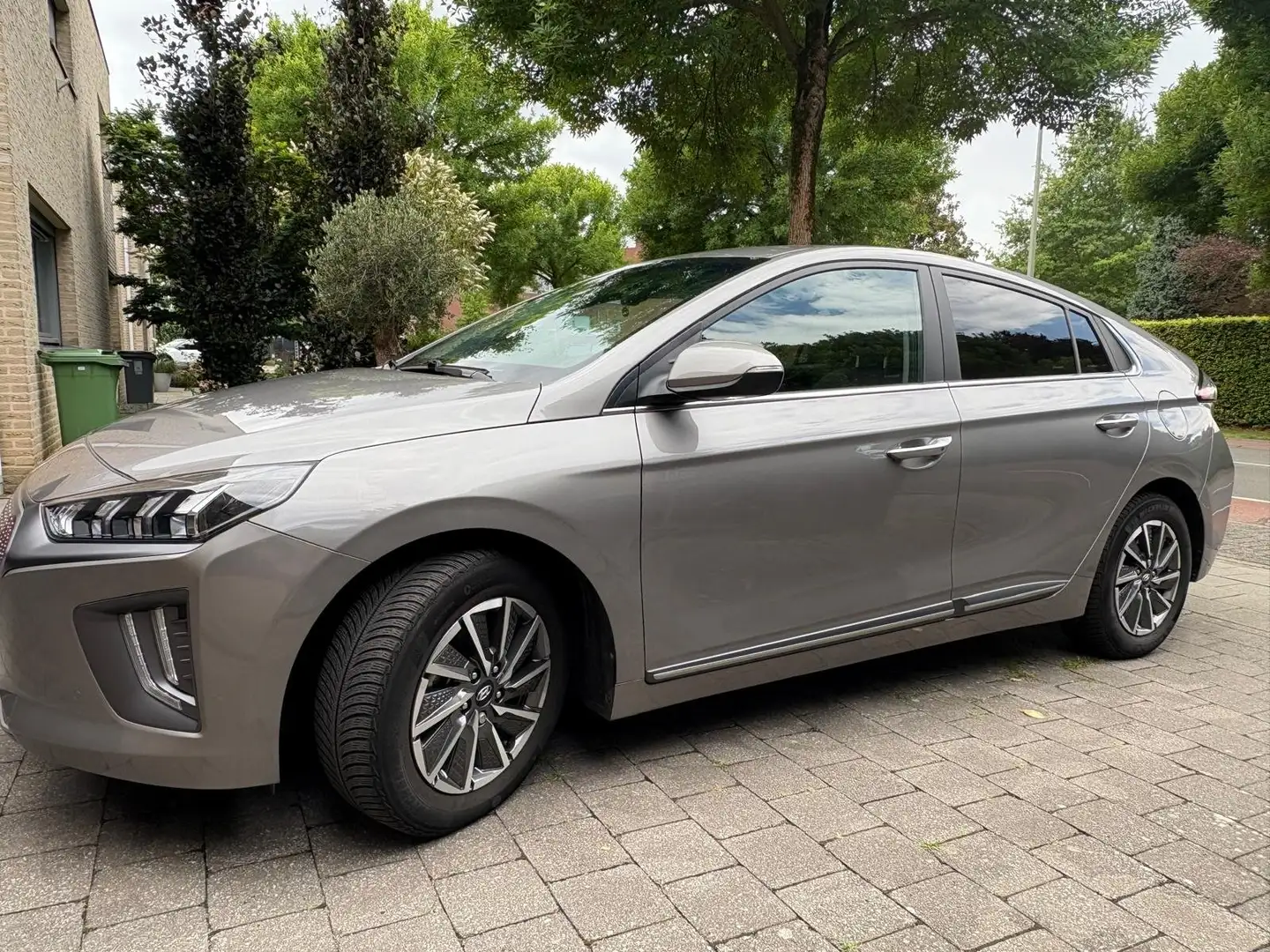 Hyundai IONIQ IONIQ Premium Sky EV Gris - 1