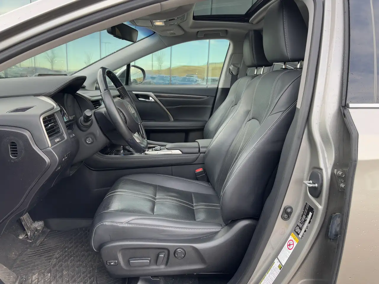 Lexus RX снимка Lexus RX