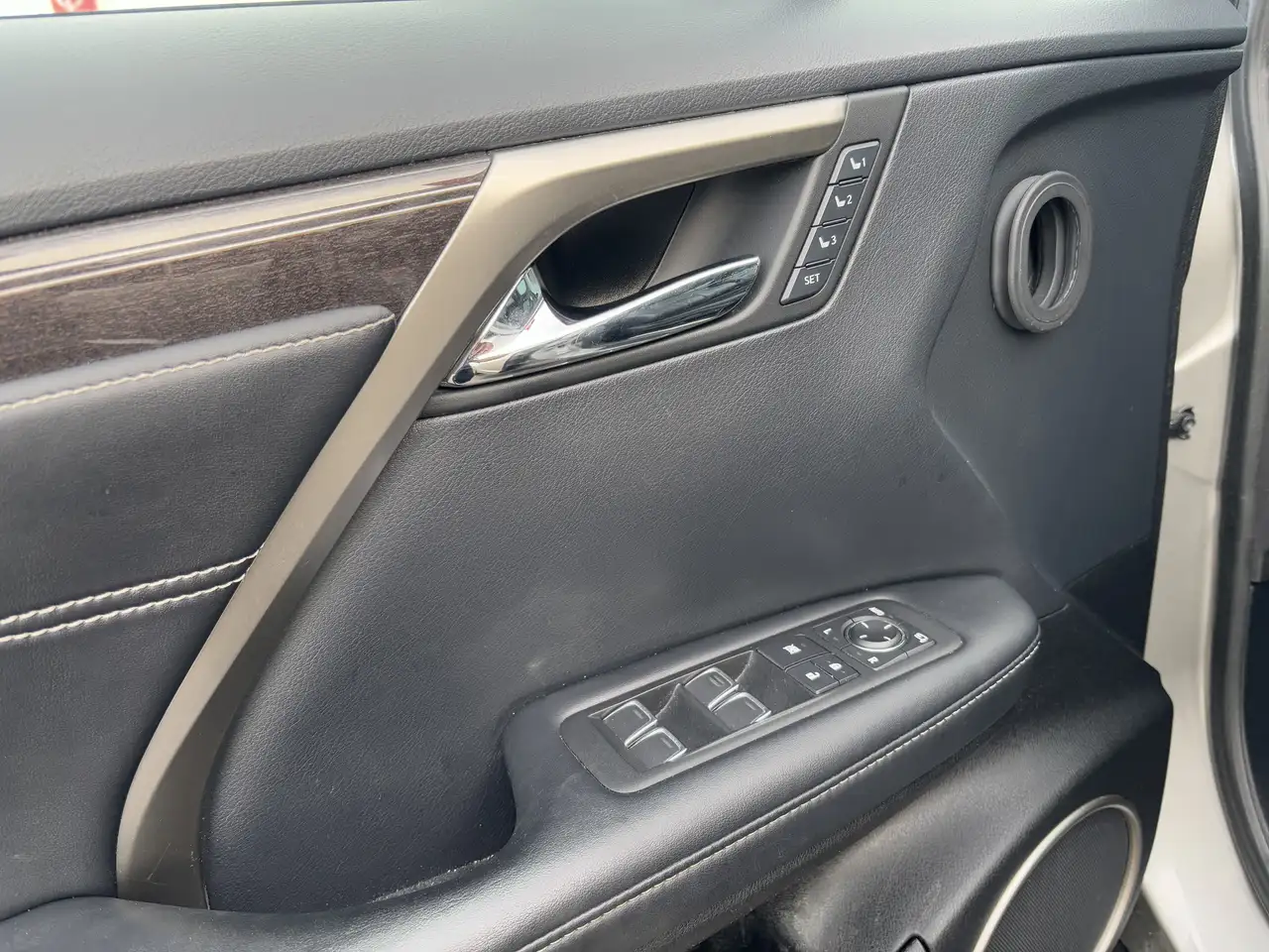 Lexus RX снимка Lexus RX