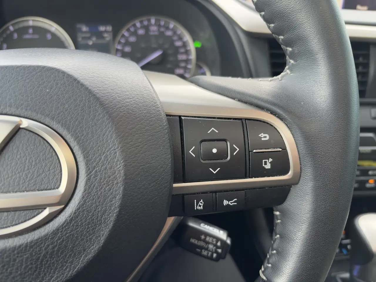 Lexus RX снимка Lexus RX