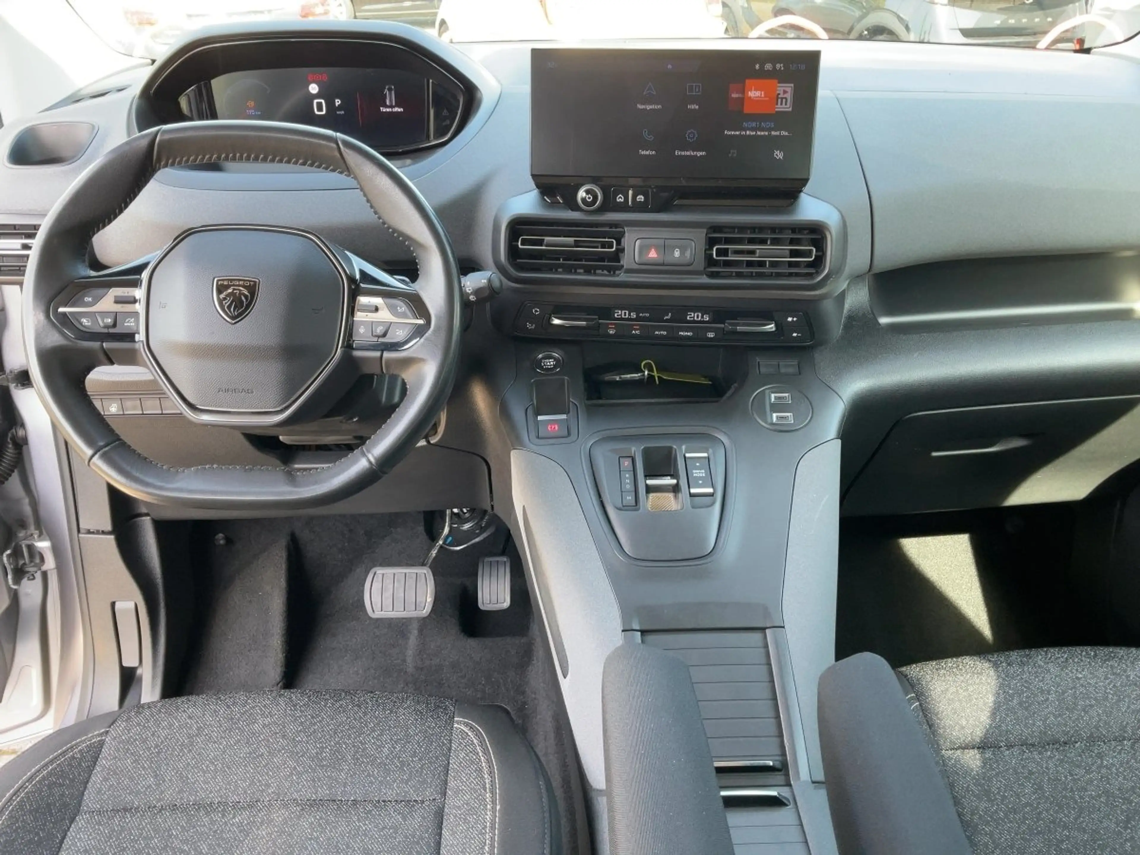 Peugeot Rifter 1.5 BlueHDi 130 L1 Allure N1 2xKlima+Kam. — photo 12