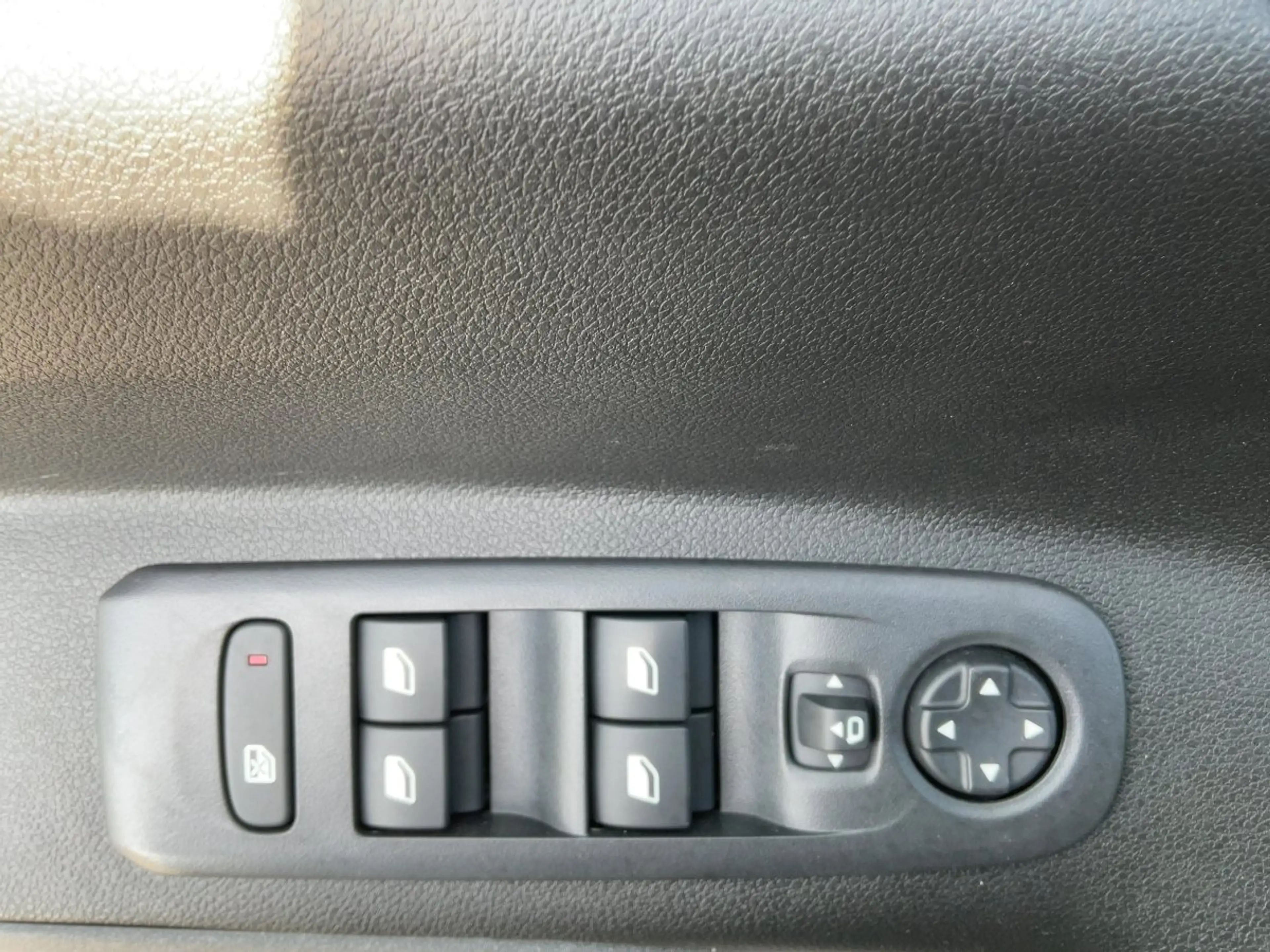 Peugeot Rifter 1.5 BlueHDi 130 L1 Allure N1 2xKlima+Kam. — photo 21