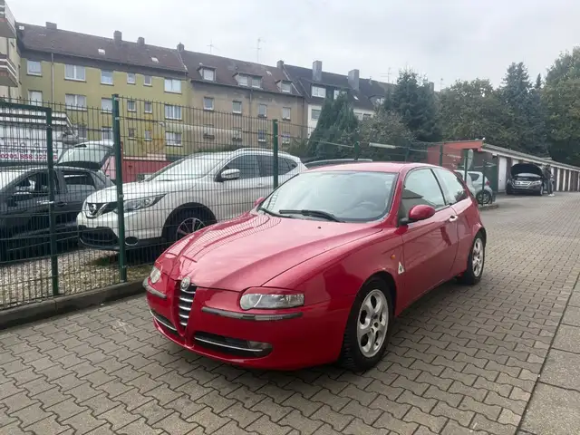 Alfa Romeo 147 1.6 T.Spark ECO Distinctive 1.Hand TÜV NEU