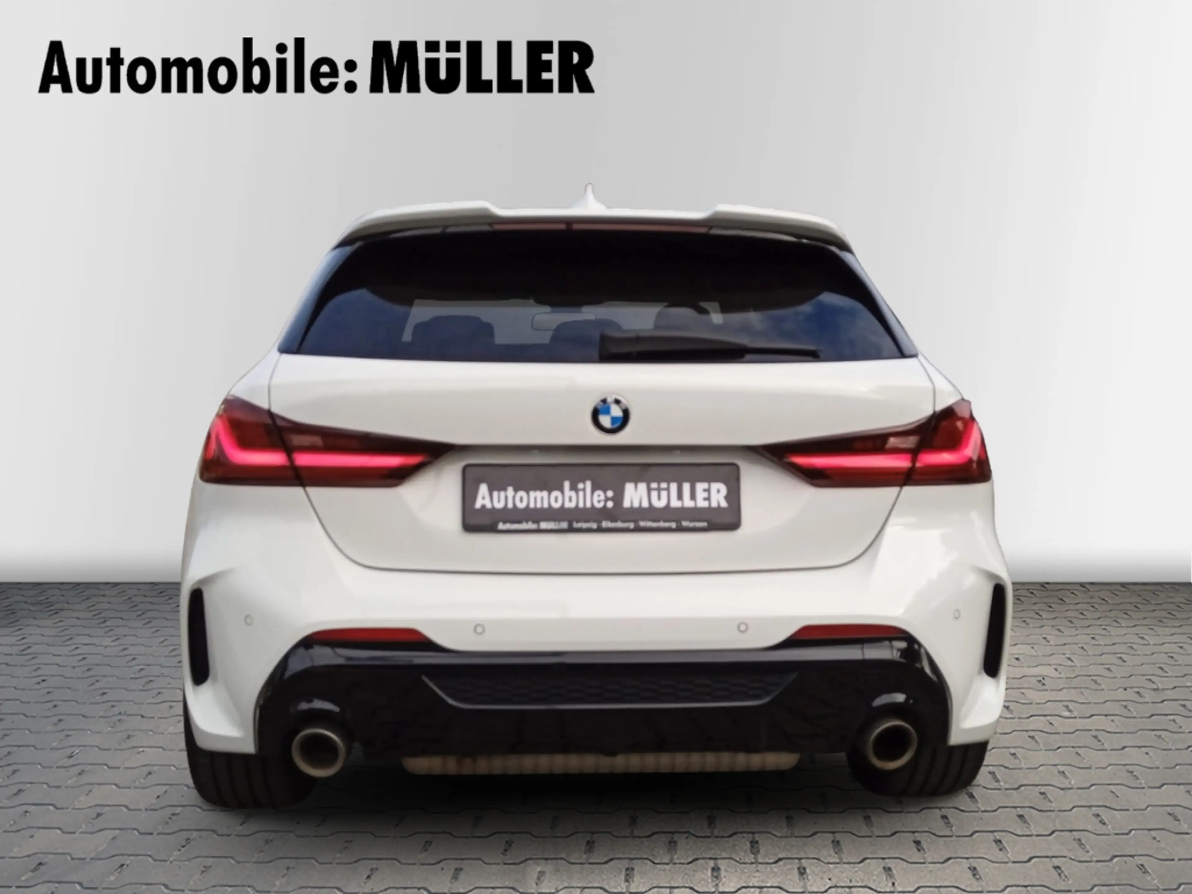 BMW 135 i xDrive Sportaut. Glasdach LED Komfortzug. Fernli — photo 5