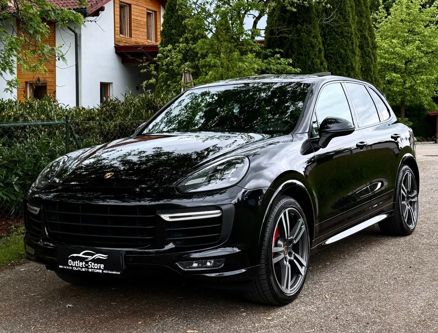 Porsche Cayenne Turbo*Sport-Design*TV*BOSE*Luft*Approved 02/27* Schwarz - 1