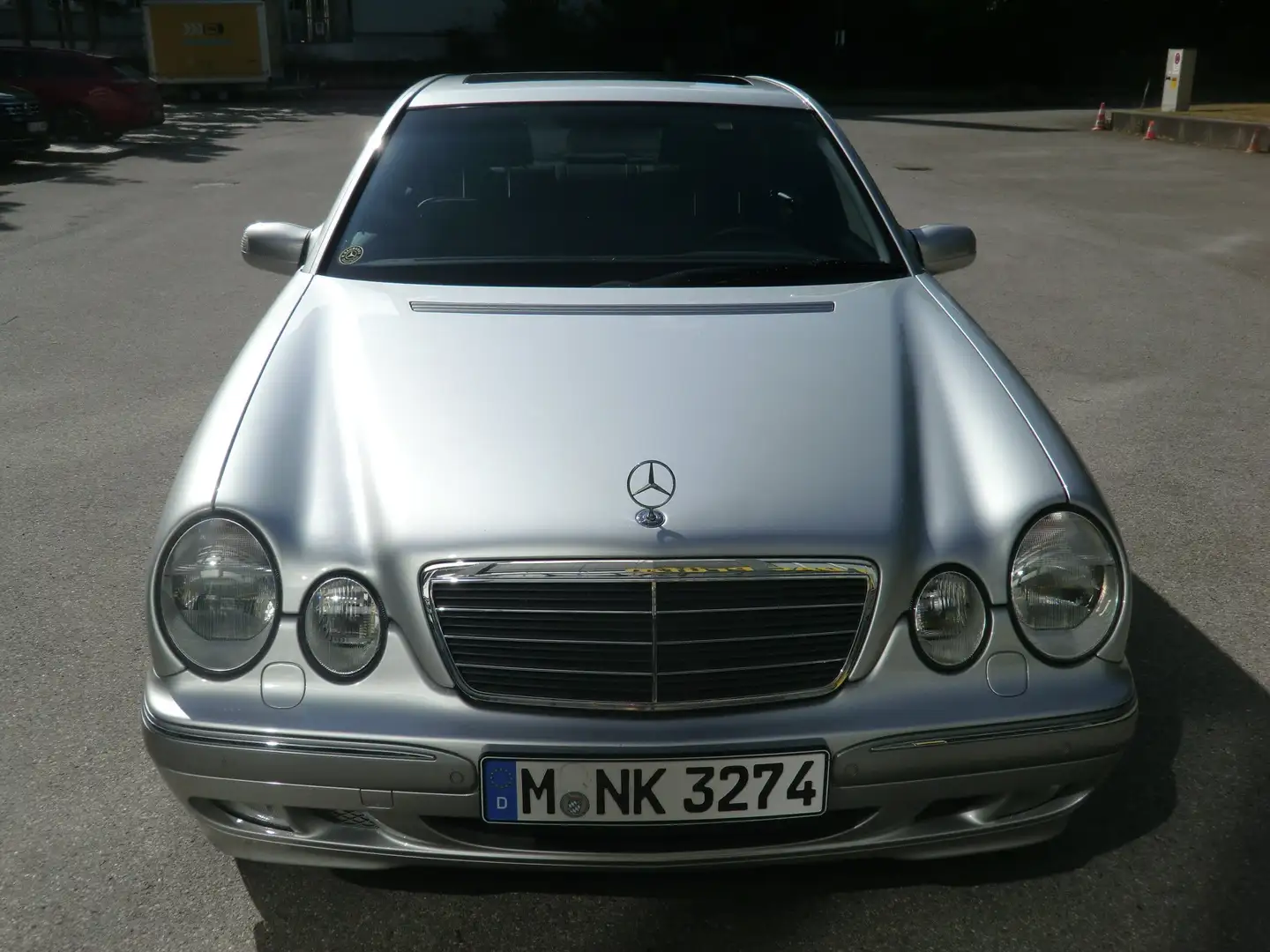 Mercedes-Benz E 320 Elegance Argent - 2