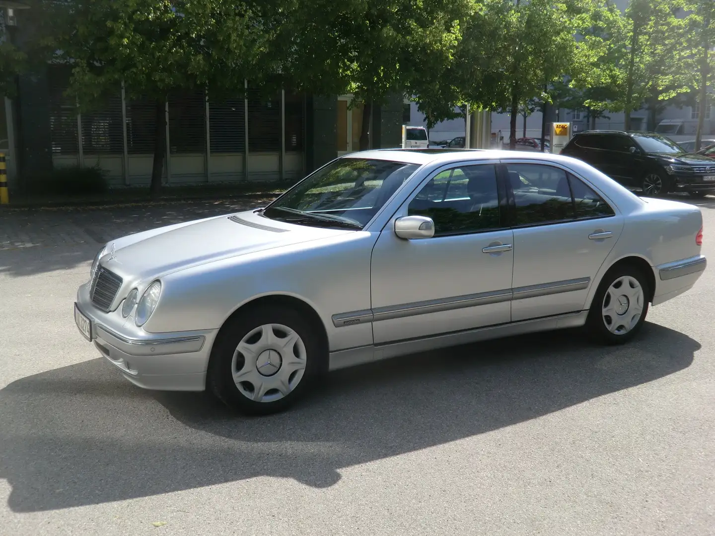Mercedes-Benz E 320 Elegance Argento - 1