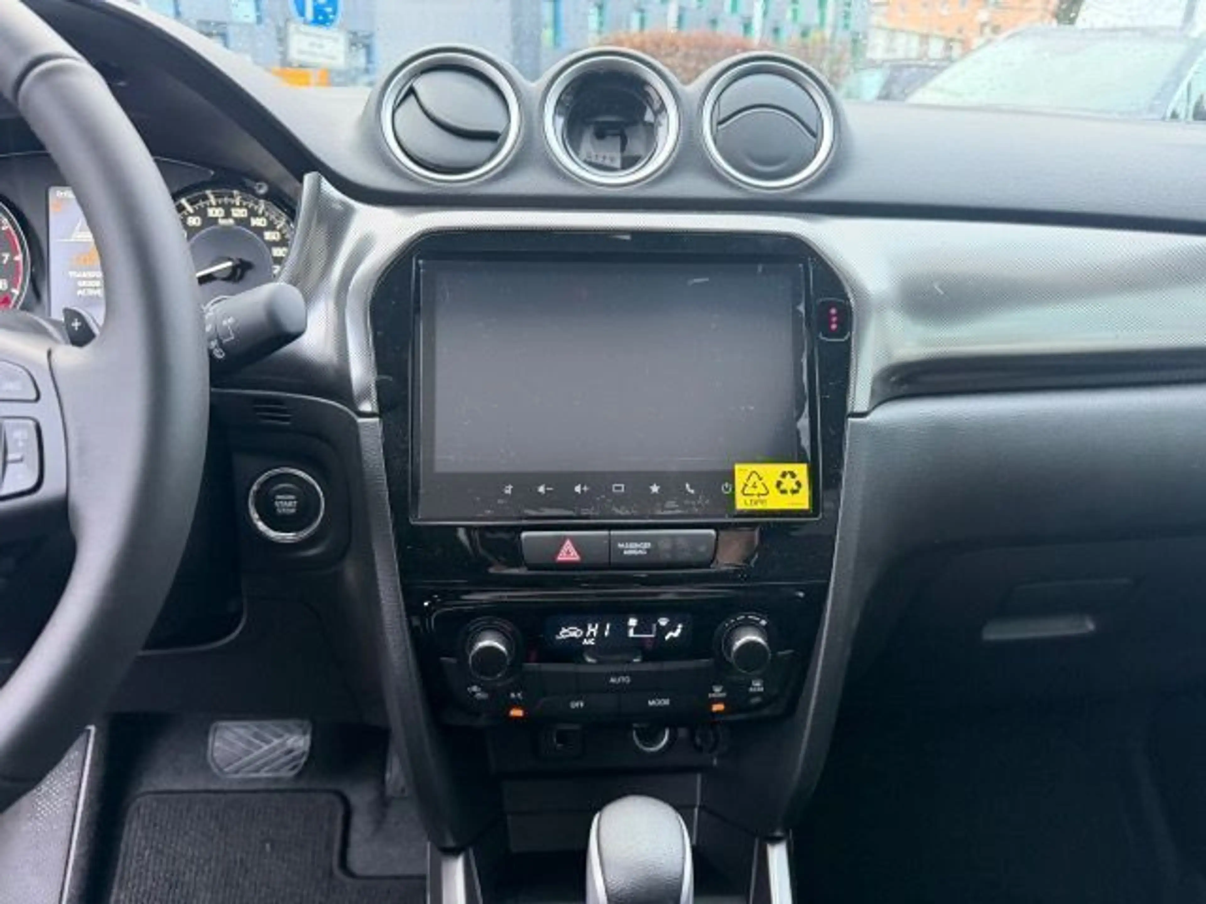 Suzuki Vitara VITARA 1.4 BOOSTERJET HYBRID ALLRAD 6AT COMFORT+ — photo 20