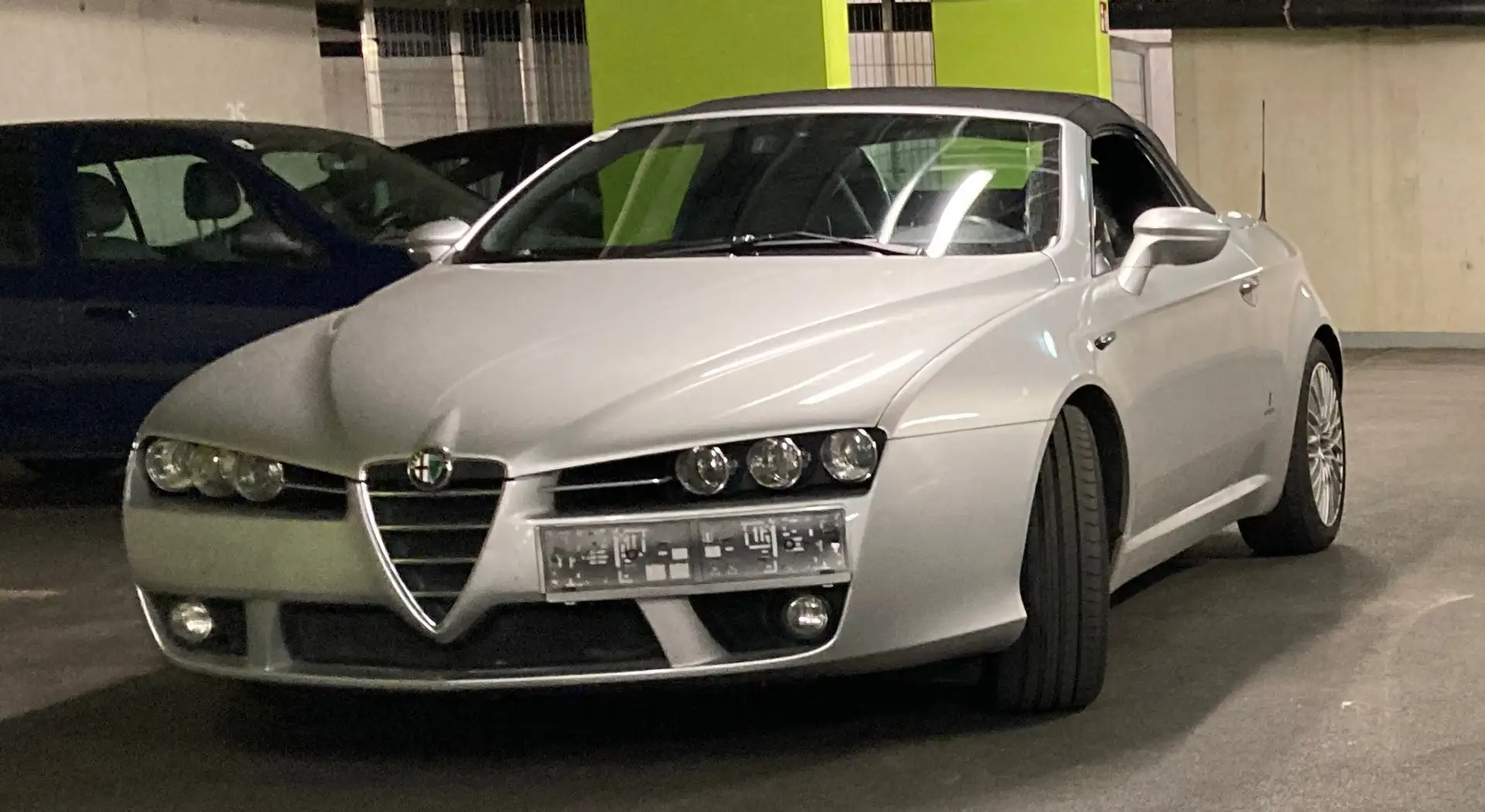 Alfa Romeo Spider Spider 3,2 V6 JTS Q4 Exclusive Exclusive Silber - 2