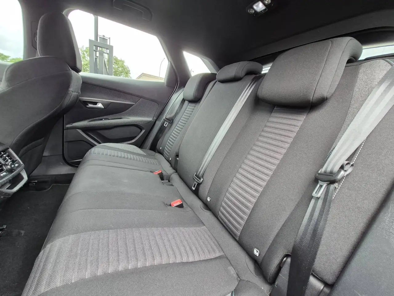 Peugeot 3008 1.2 Benzine Auto. / BTW-aftrekbaar / 2023 / 12 mnd Waarborg, миниатюра 19