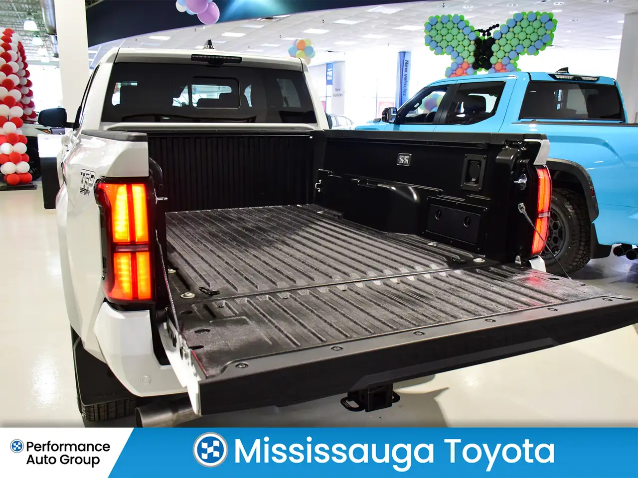Toyota Tacoma снимка Toyota Tacoma
