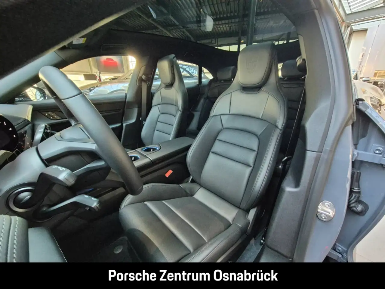 Porsche Taycan Sport Turismo Black Edition 15