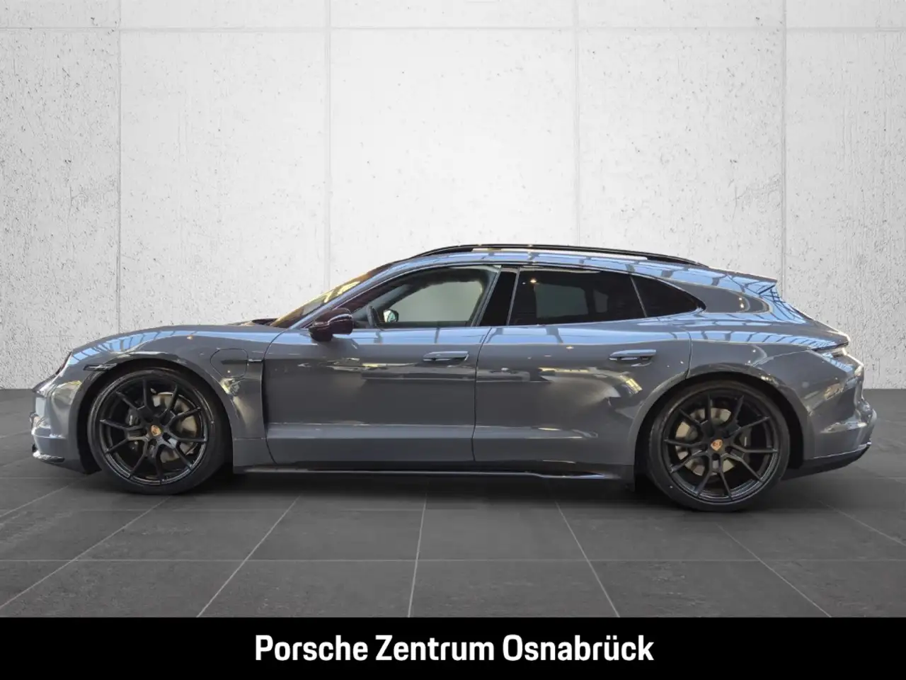 Porsche Taycan Sport Turismo Black Edition 3