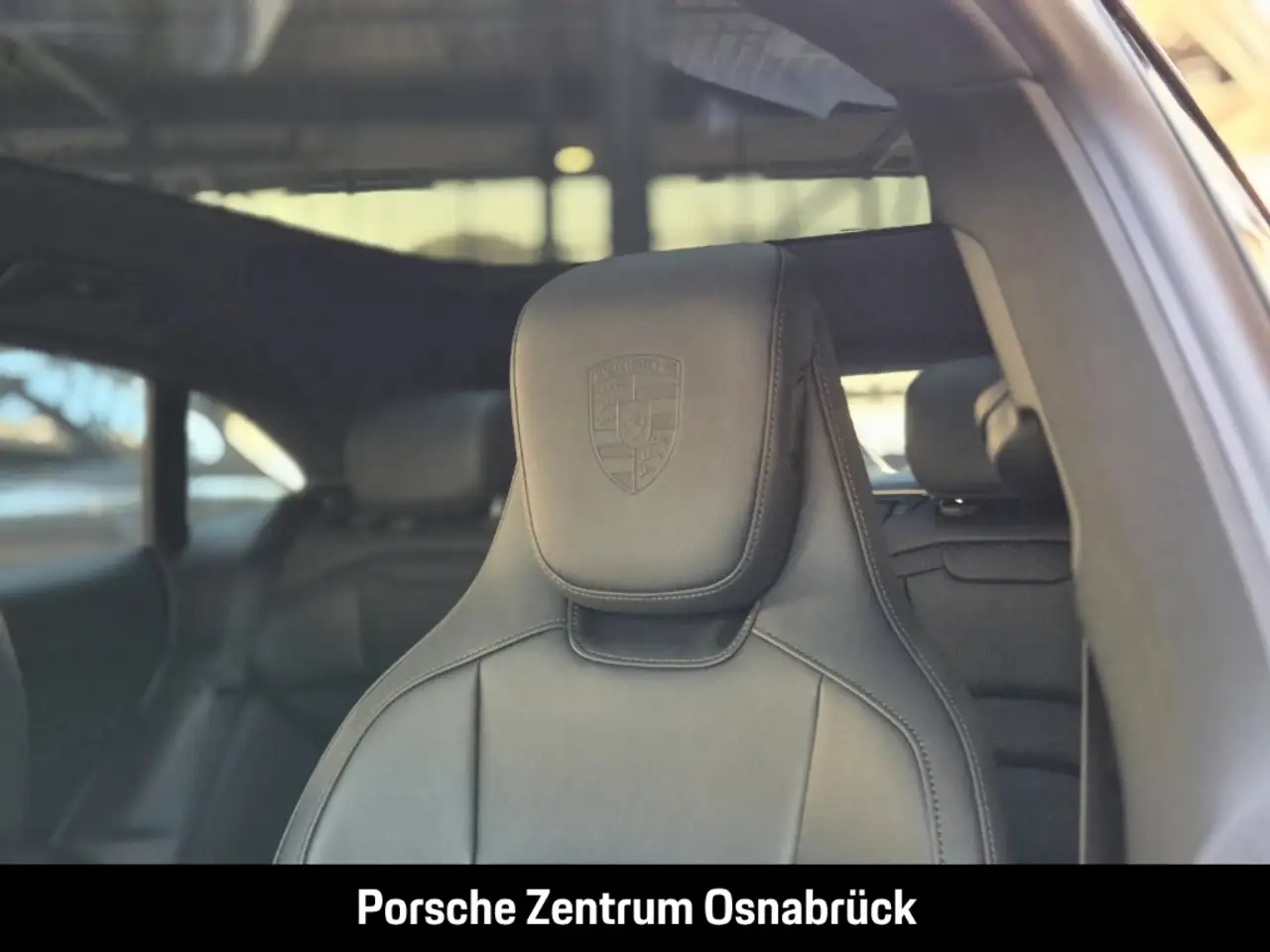 Porsche Taycan Sport Turismo Black Edition 16