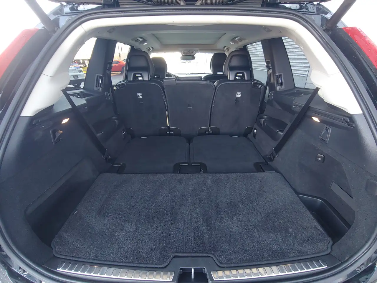 Volvo XC90 снимка Volvo XC90