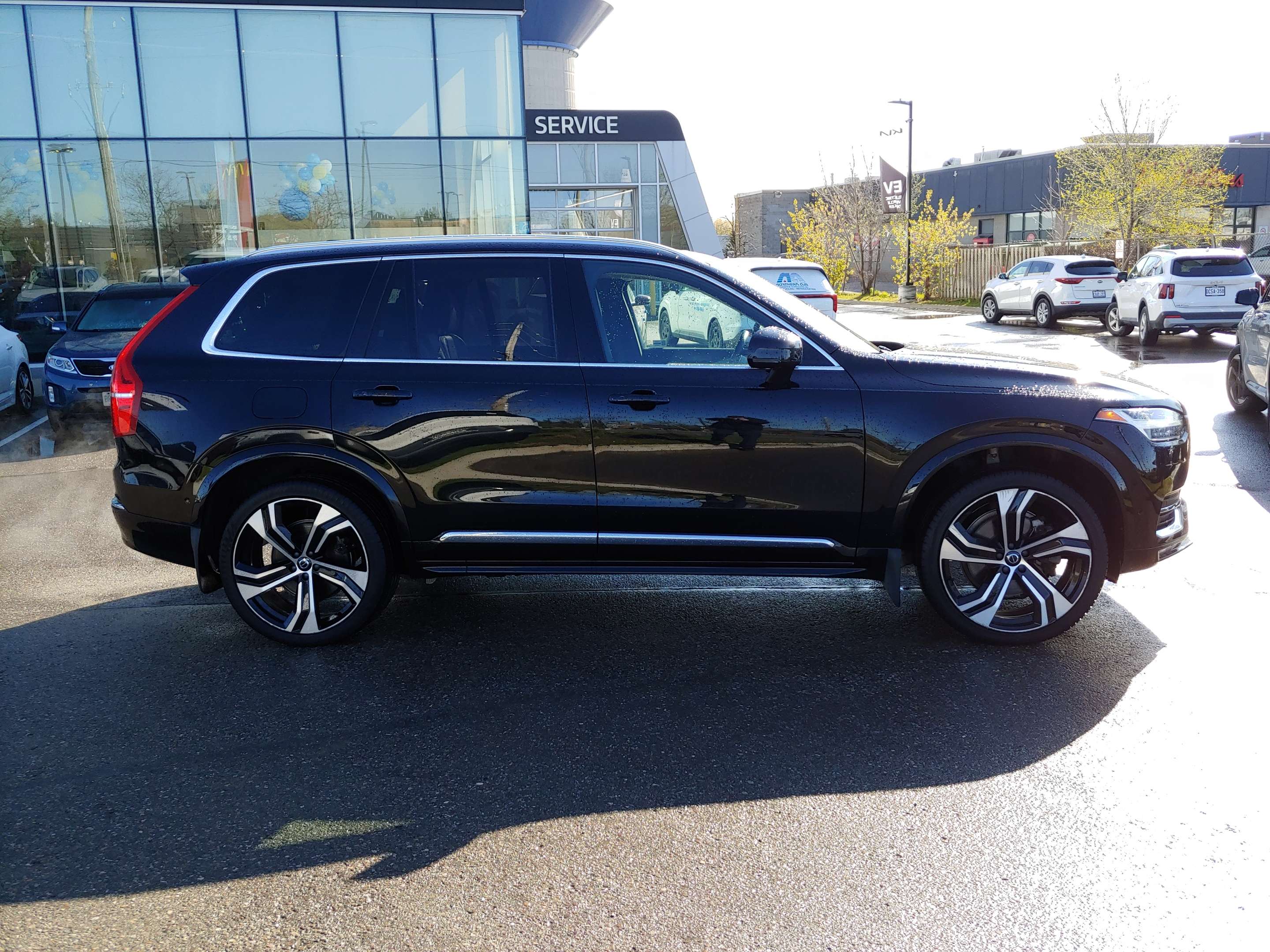 2024 Volvo XC90 Ultimate Bright Theme 2.0L AWD | 7 SEAT | 73K KM thumb 9