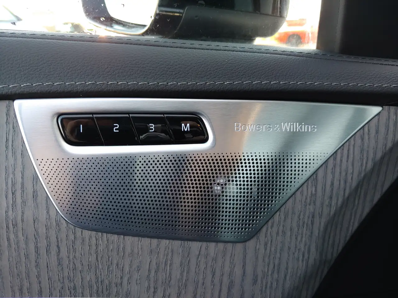 Volvo XC90 снимка Volvo XC90