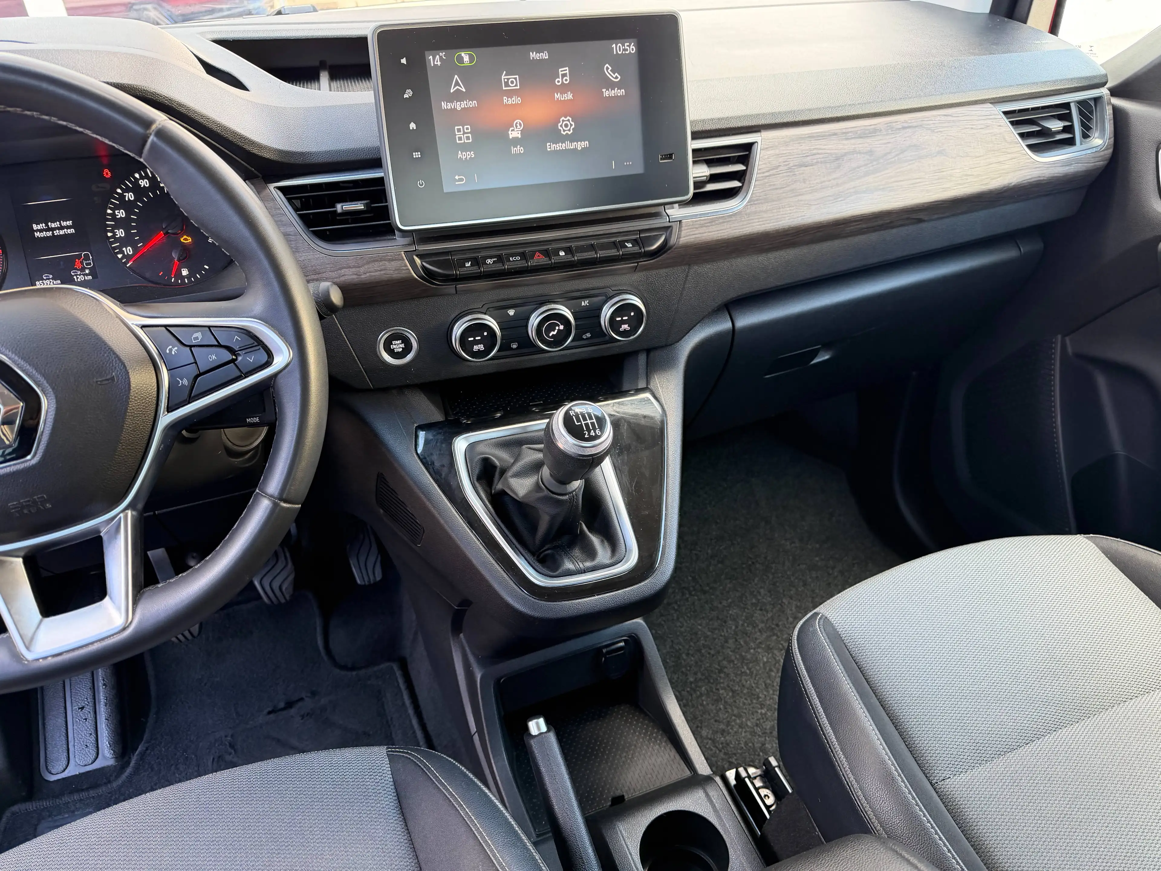 Renault Kangoo Intens — photo 12