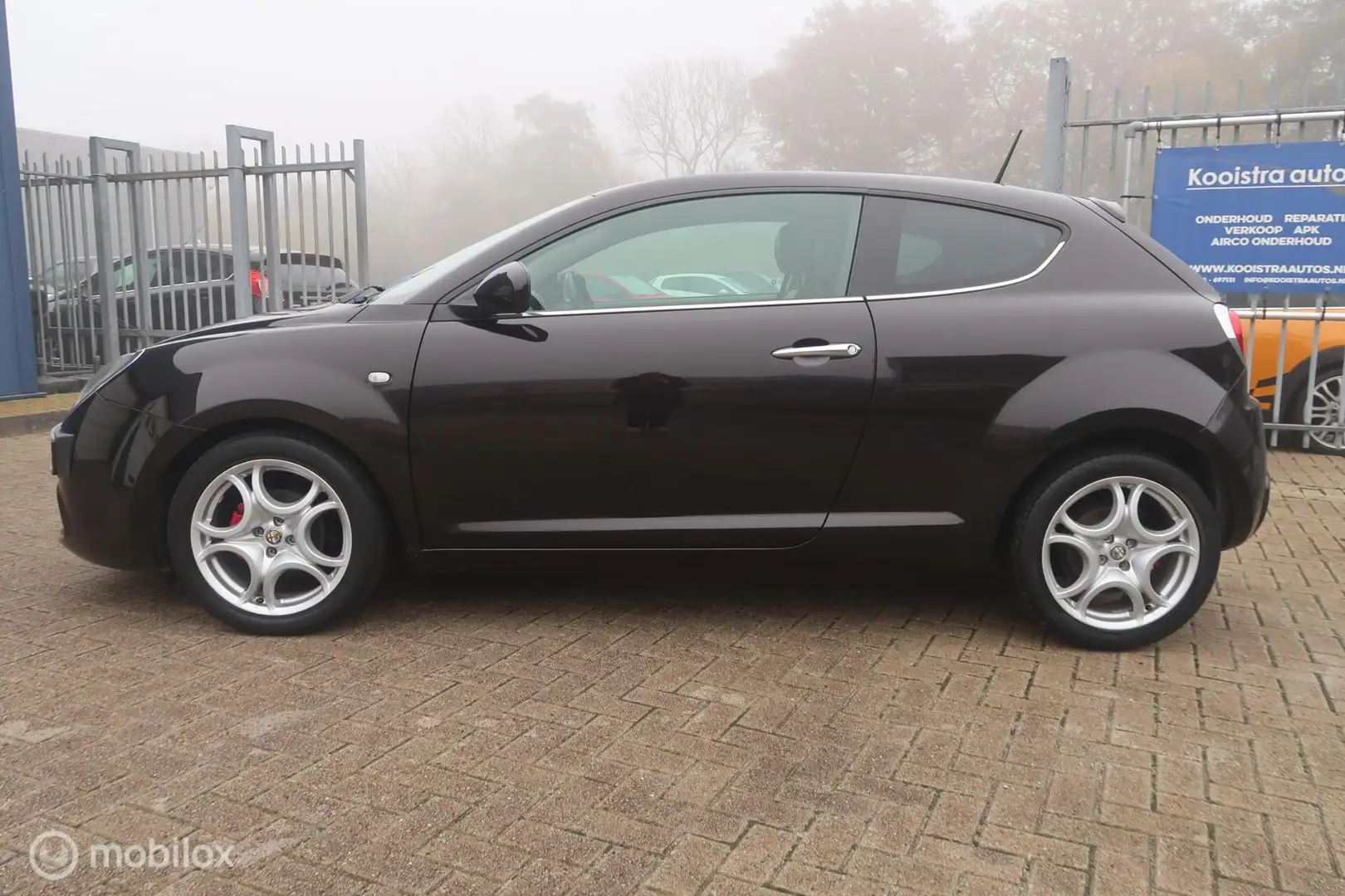 Alfa Romeo MiTo 0.9 TwinAir Exclusive Zwart - 2