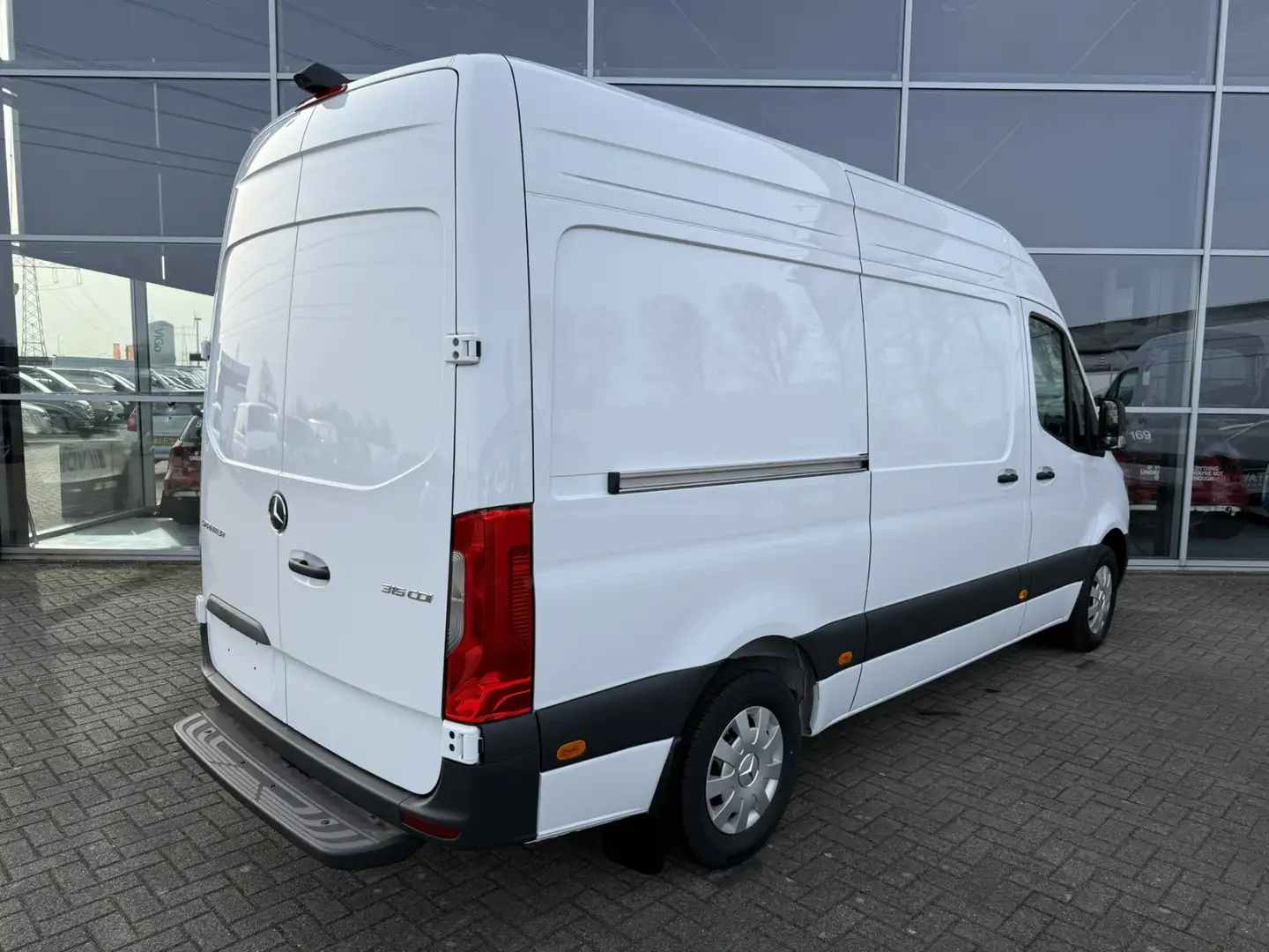 Mercedes-Benz Sprinter 315 1.9 CDI L2 Select BPM VRIJ Wit - 2