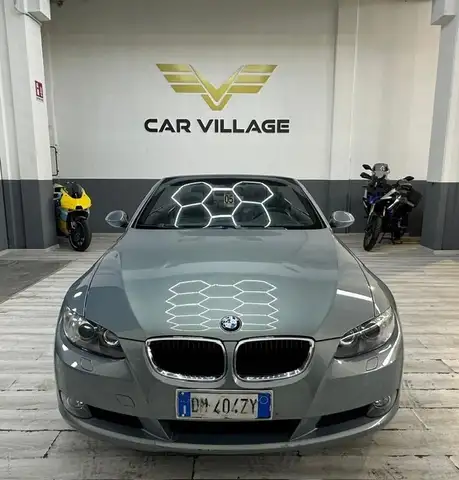 BMW 320 320i cat Cabrio Futura