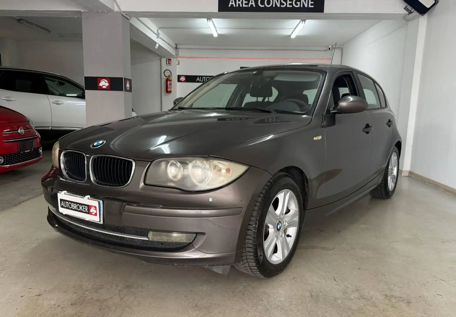 BMW 118 d cat 5 porte Futura DPF Grigio - 1