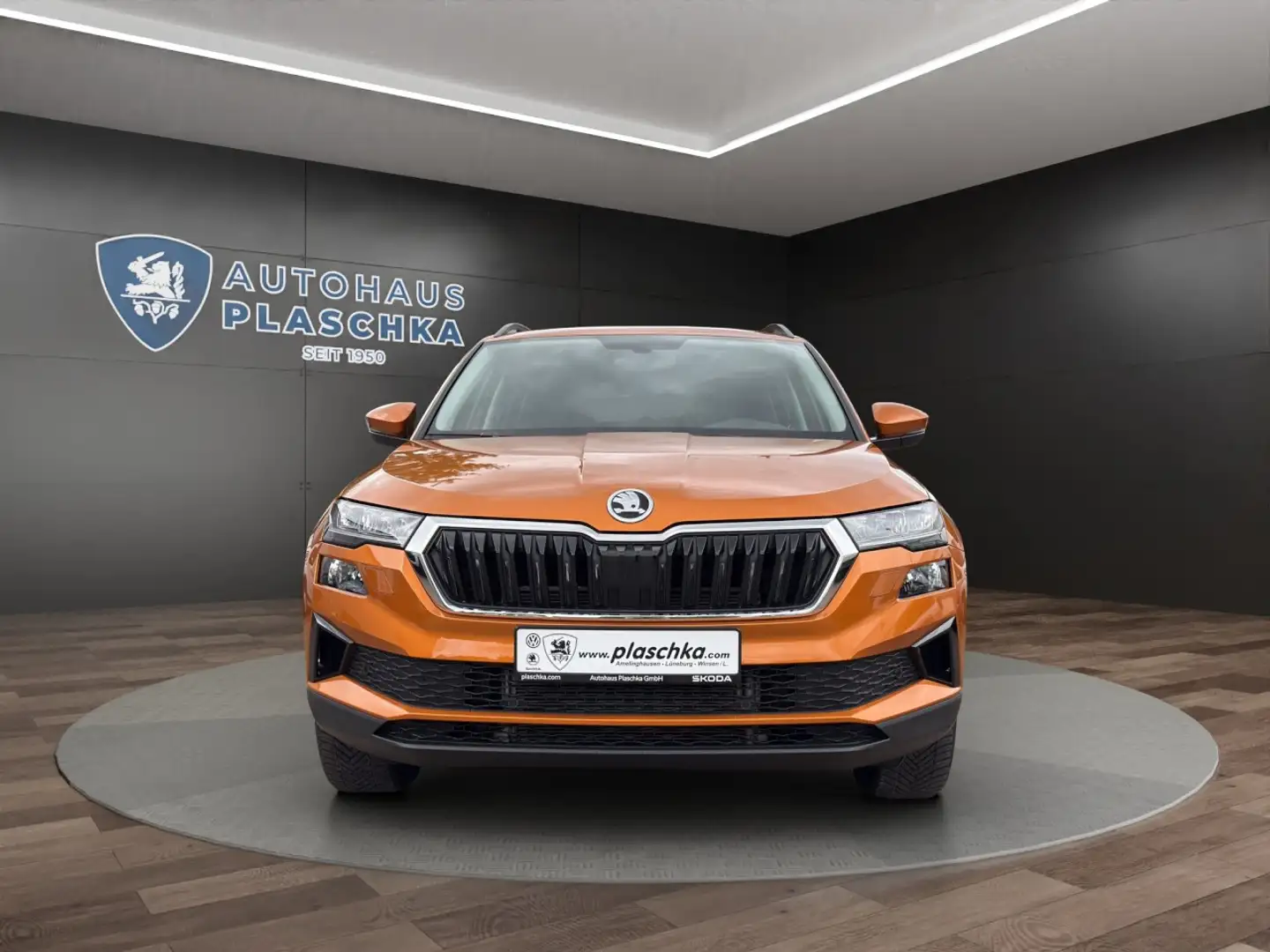 Skoda Karoq 1.5 TSI Selection LED+NAVI+PDC+KAMERA Klima Navi Orange - 2