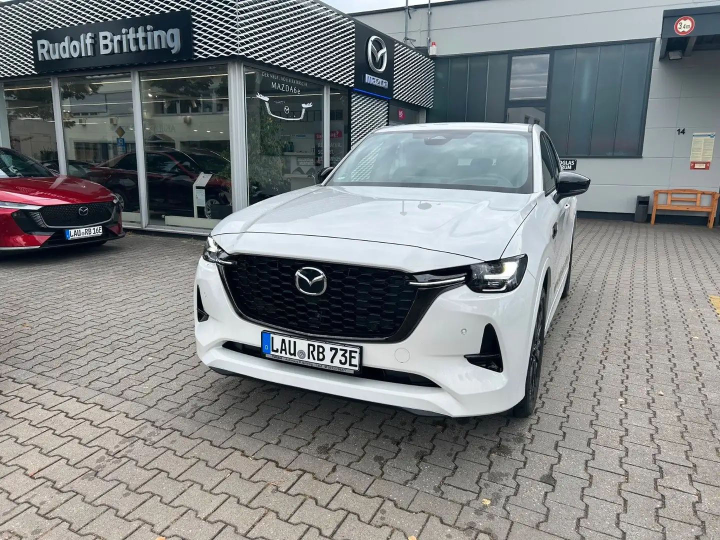 Mazda CX-60 Hybrid 327PS 8AT AWD Homura Weiß - 2