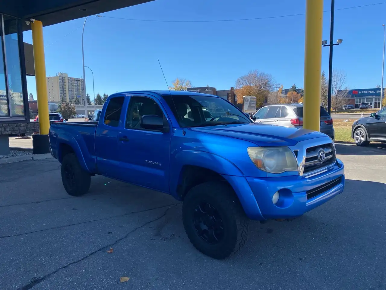 Toyota Tacoma снимка Toyota Tacoma