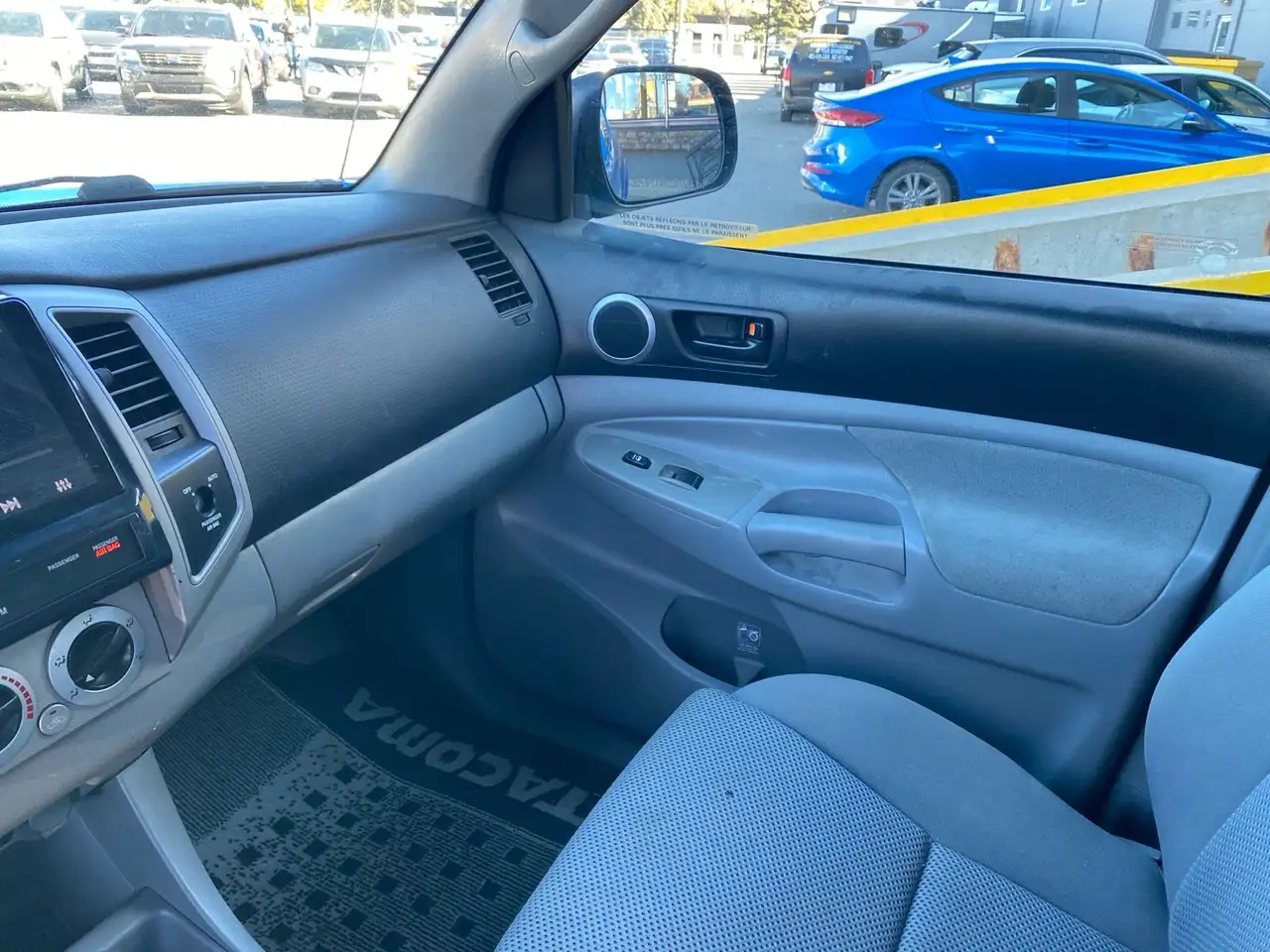 Toyota Tacoma снимка Toyota Tacoma