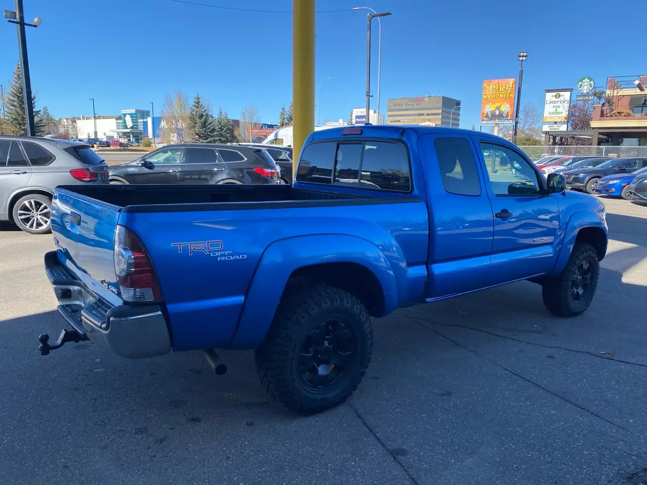 Toyota Tacoma снимка Toyota Tacoma