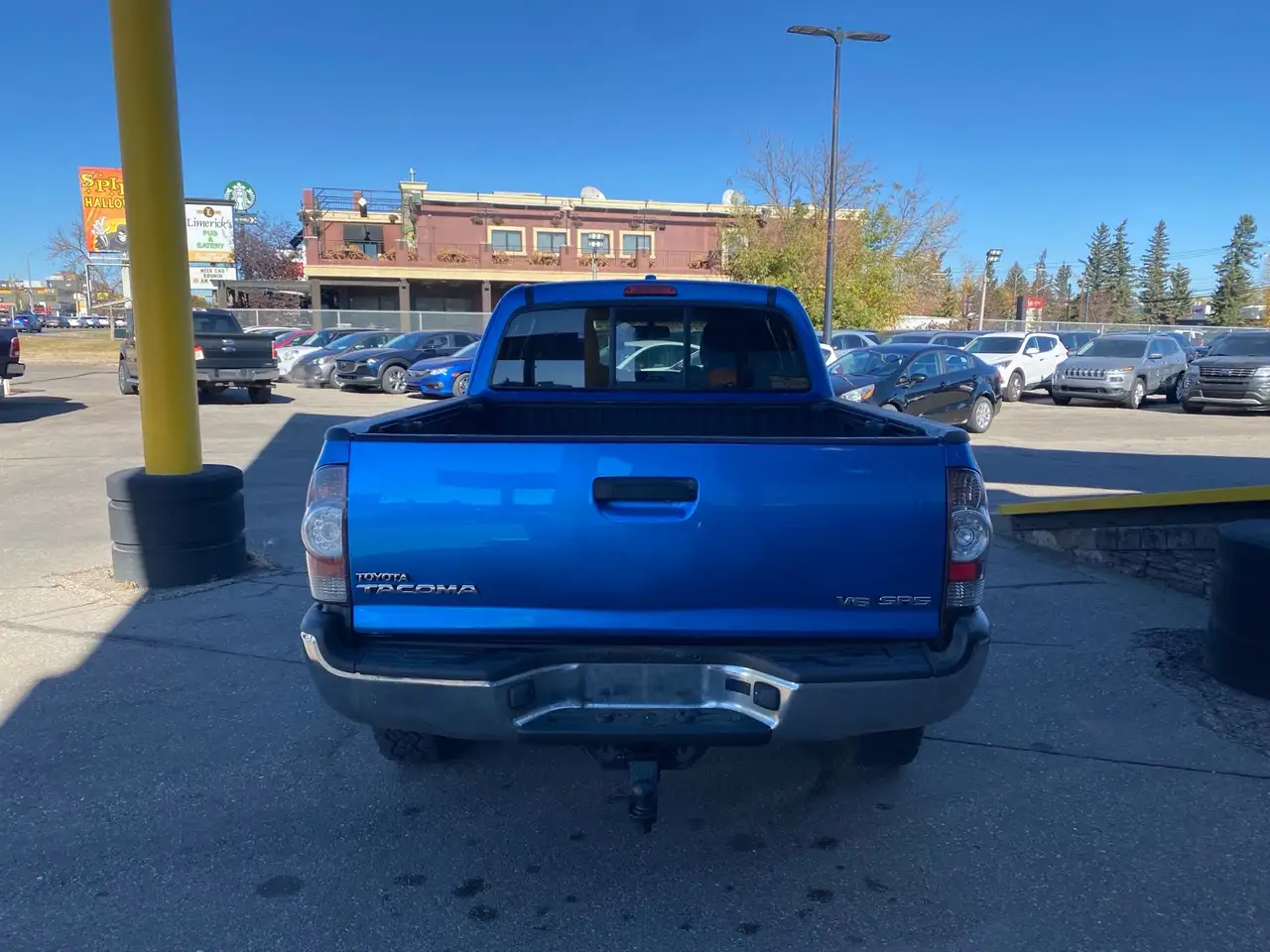 Toyota Tacoma снимка Toyota Tacoma