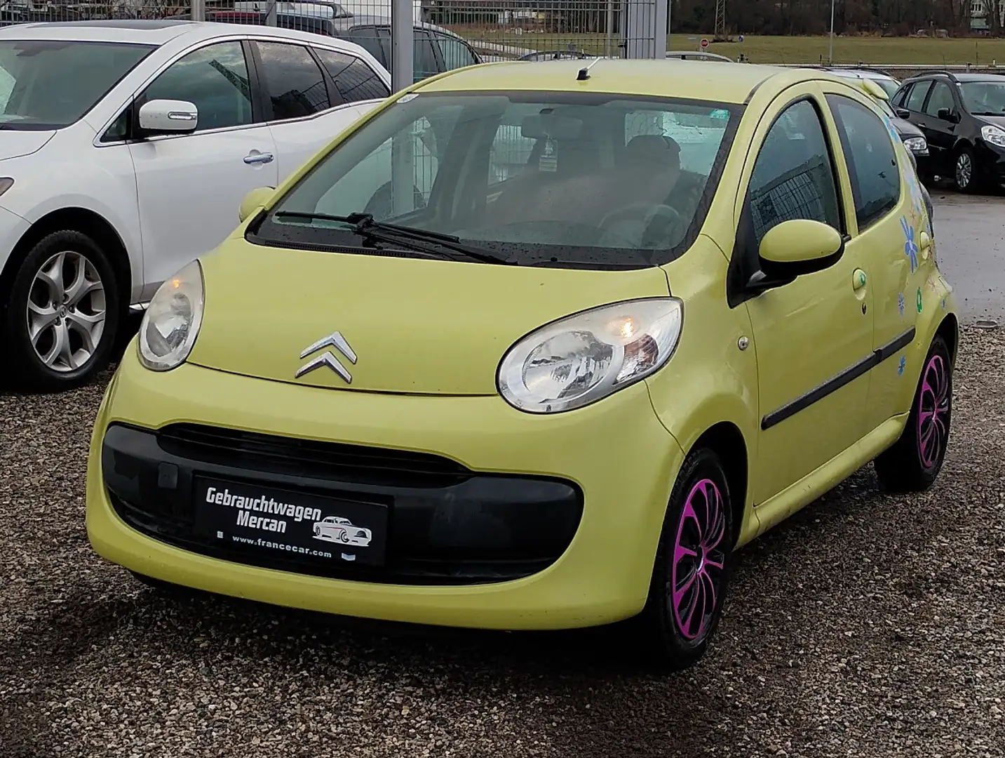 Citroen C1 1,0 Desire Gelb - 1