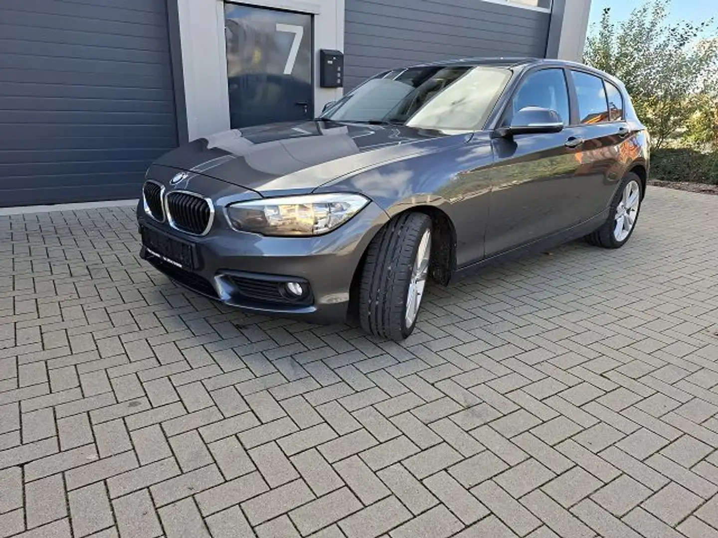 BMW 118 i Advantage M lückenlos Scheckheft,Top Grau - 1