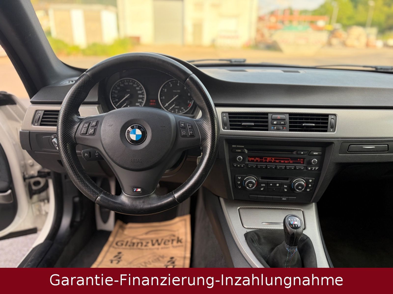 BMW 318 i M-Paket Coupe — photo 9