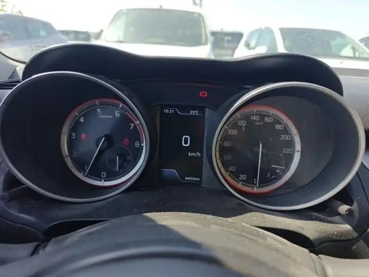 Suzuki Swift 1.2 BLUE & WHITE Mild Hybrid 2022, foto 7