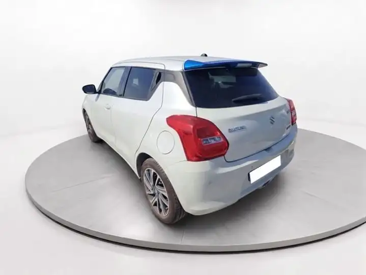 Suzuki Swift 1.2 BLUE & WHITE Mild Hybrid 2022, foto 4