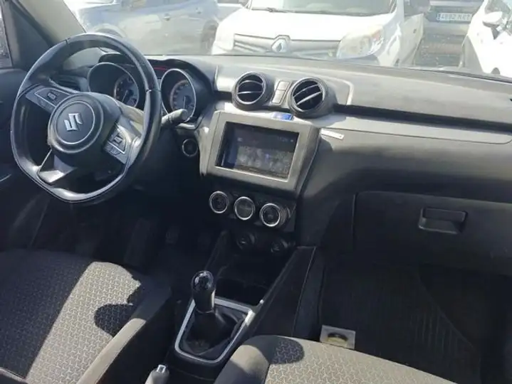 Suzuki Swift 1.2 BLUE & WHITE Mild Hybrid 2022, foto 8
