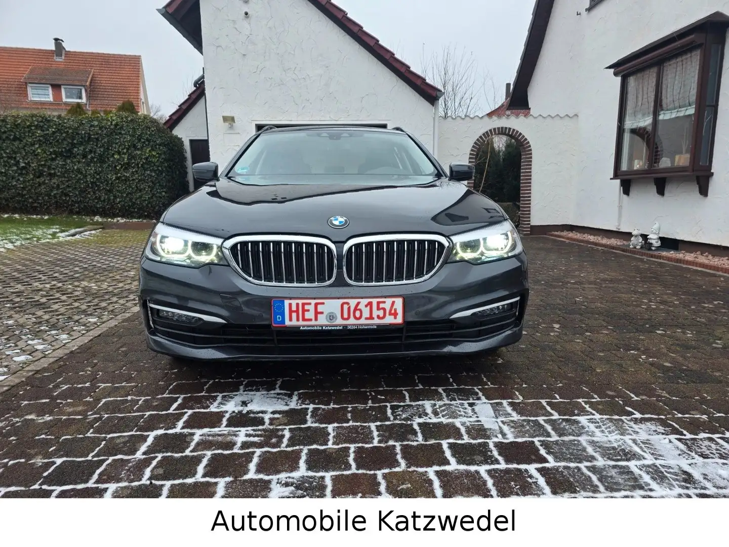 BMW 520 d/xdrive/Touring/AHK/Tüv neu/Garantie Grau - 2