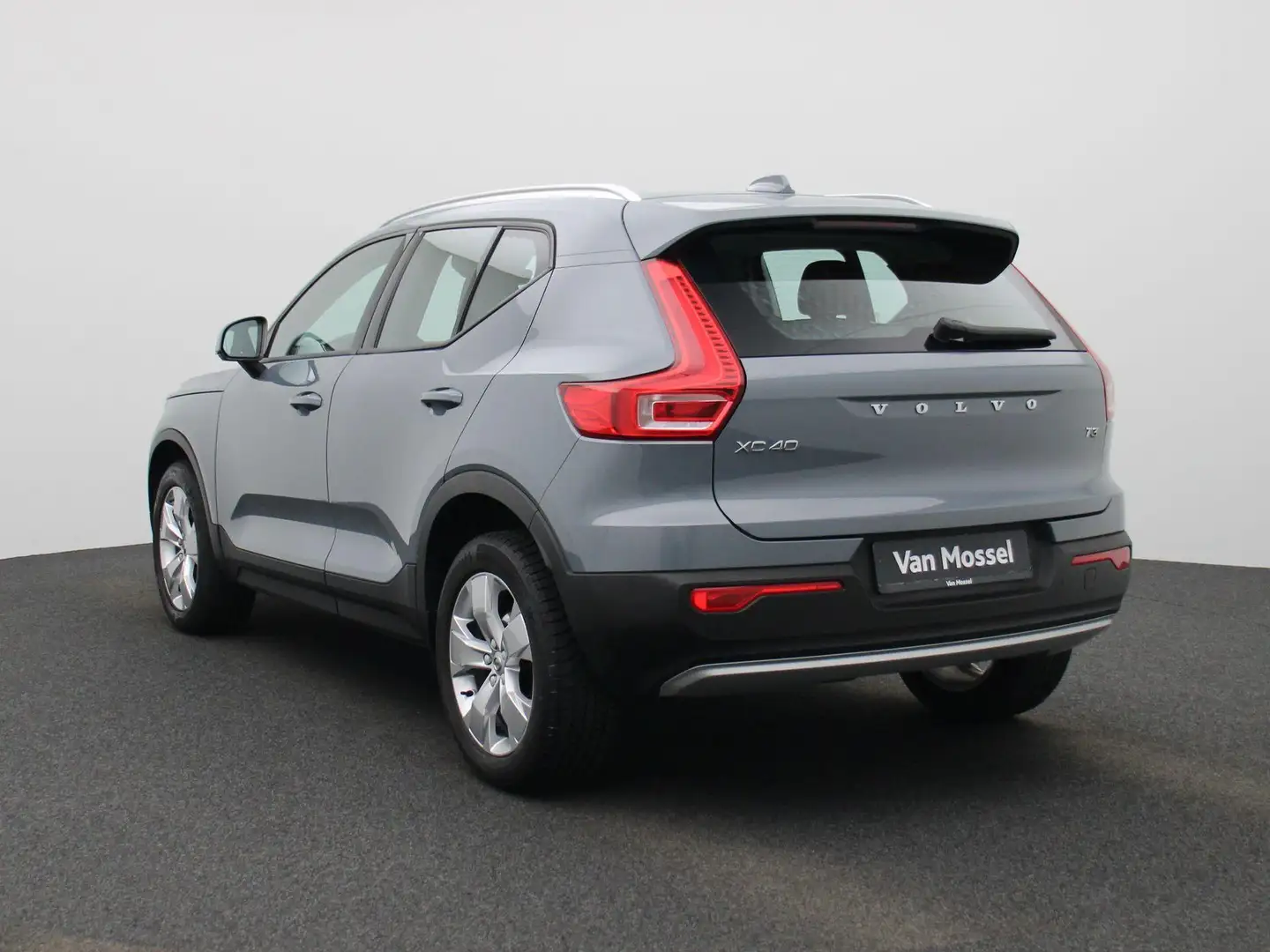 Volvo XC40 1.5 T3 Momentum Pro NAVI | LED | Stoel -en stuurve Gris - 2