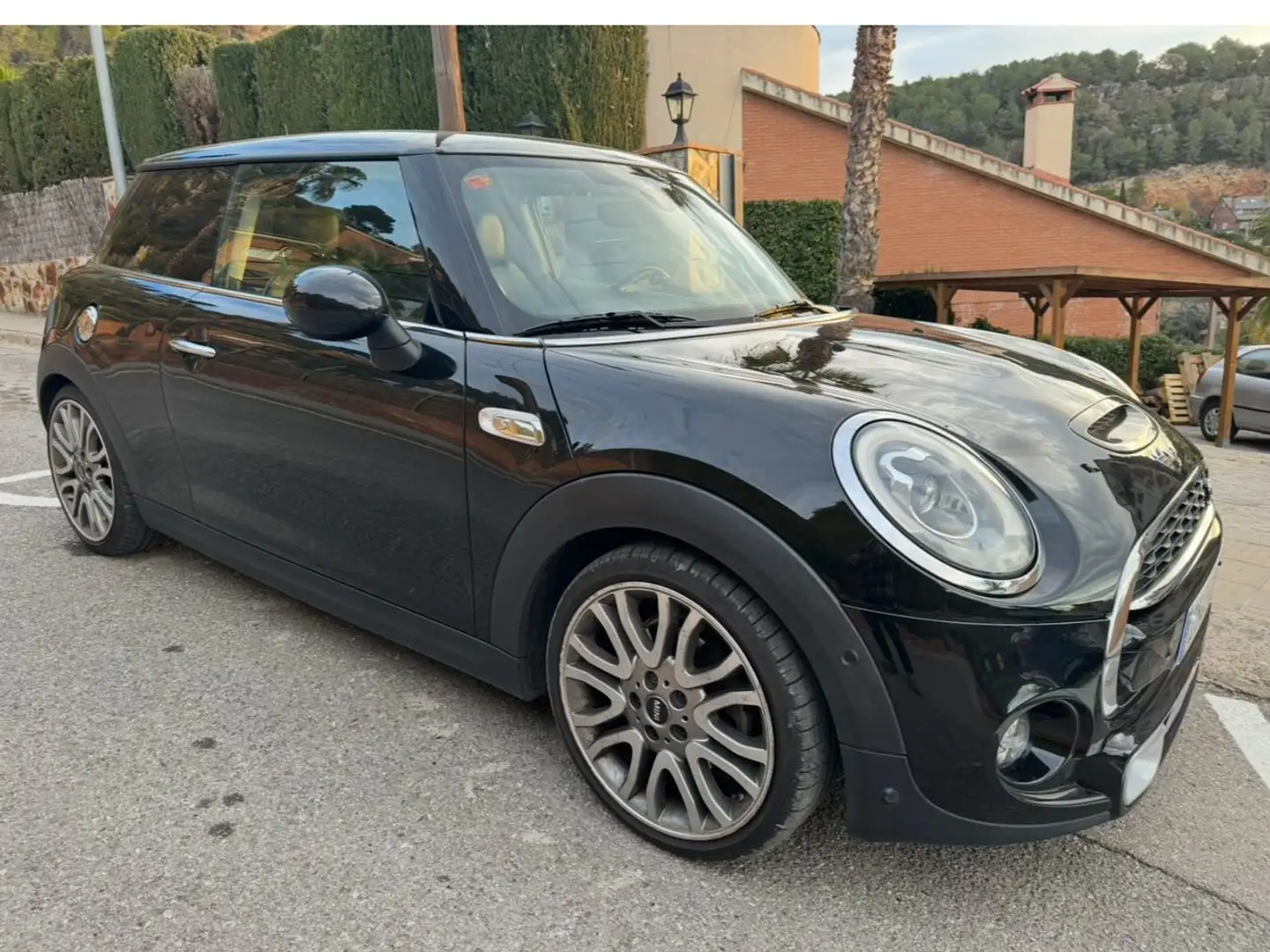 MINI Cooper SD Aut. Negro - 2