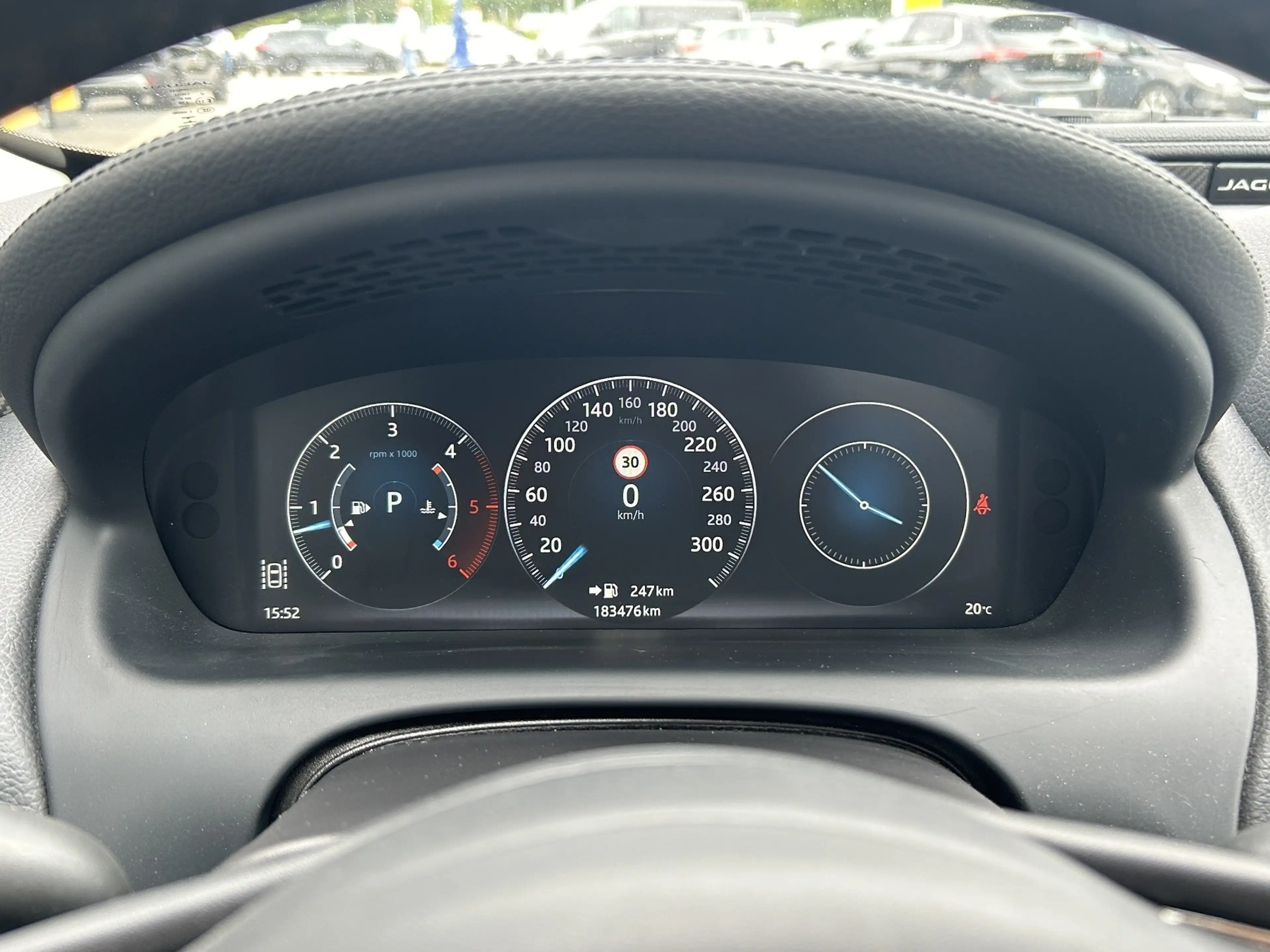 Jaguar XJ Luxury Panoramadach Navi Shz PDC Leder LED — photo 20