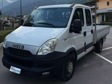 doppia cabina 7 posti autocarro con cassone fisso