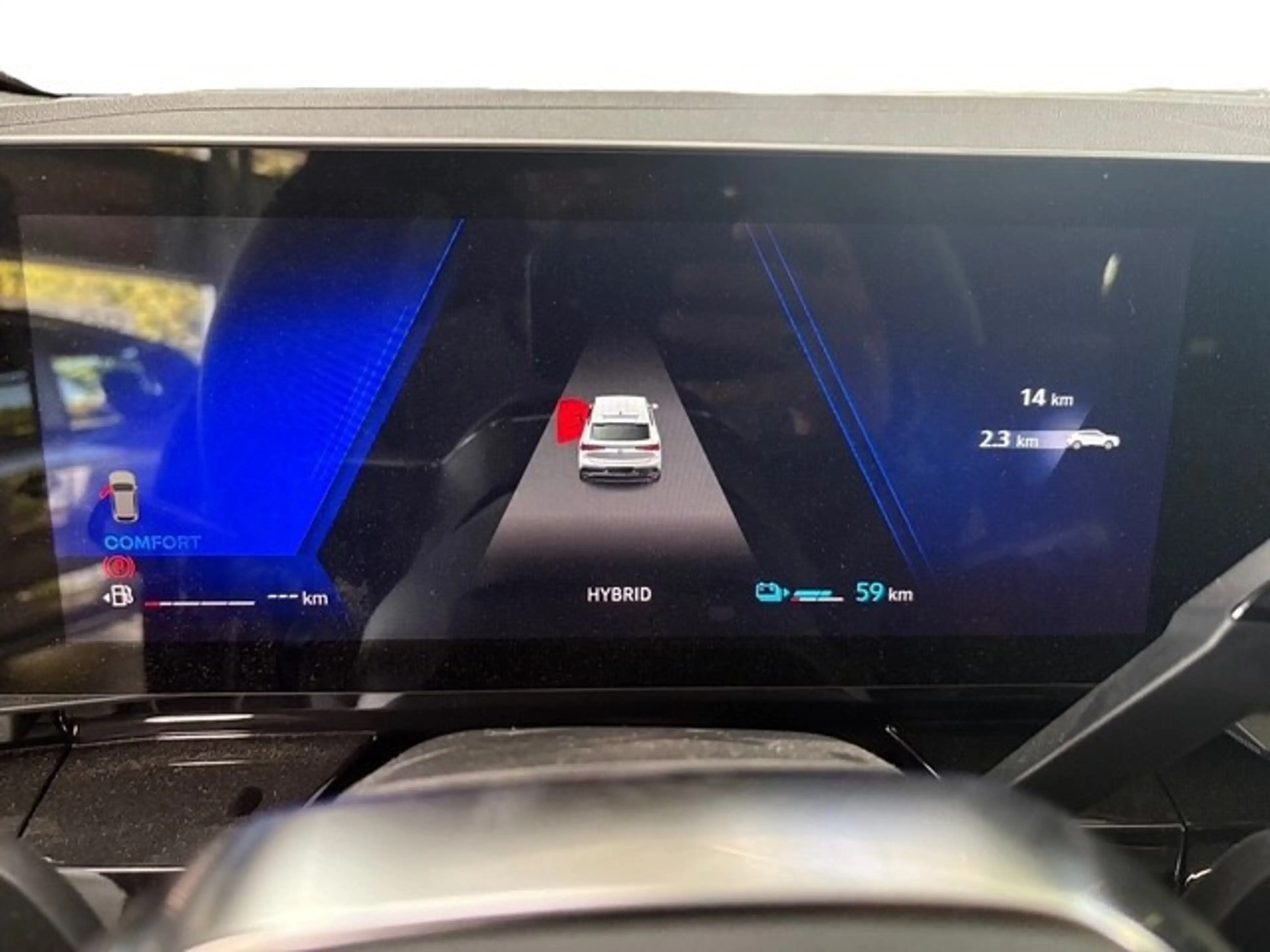 Renault Rafale 1.2 E-Tech Esprit Alpine E-Tech 4x4 plug-in hybrid — photo 10