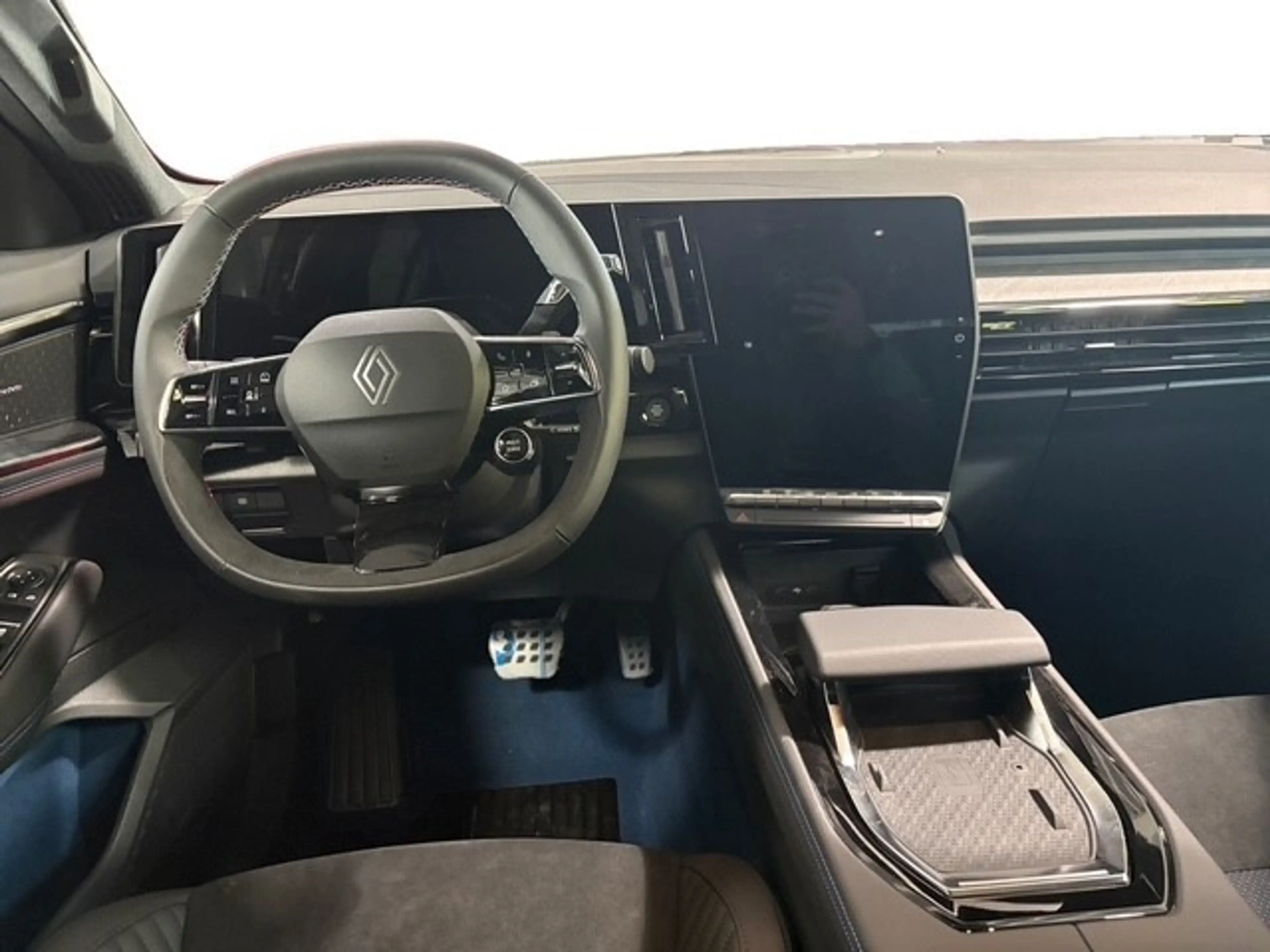 Renault Rafale 1.2 E-Tech Esprit Alpine E-Tech 4x4 plug-in hybrid — photo 8