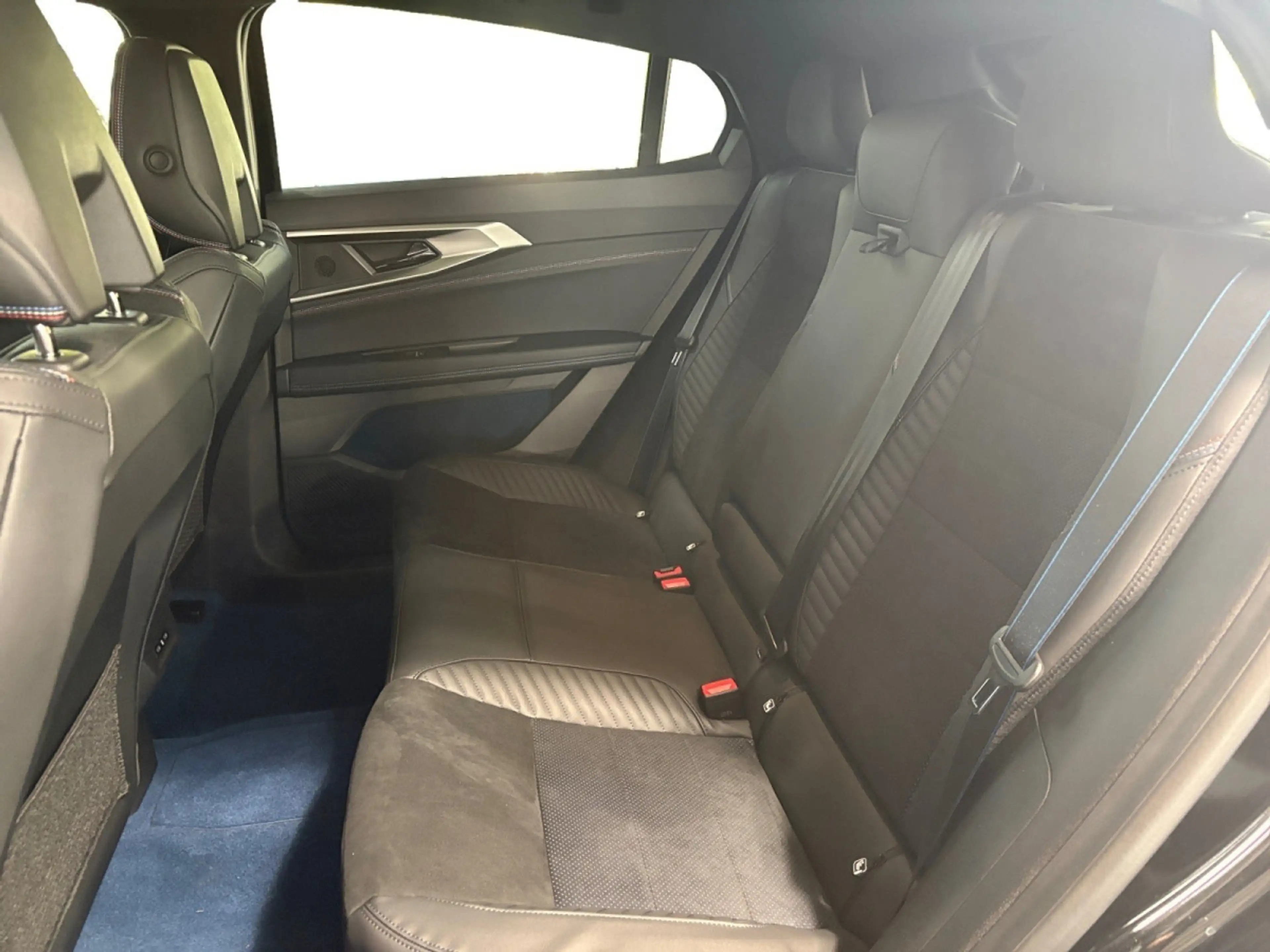 Renault Rafale 1.2 E-Tech Esprit Alpine E-Tech 4x4 plug-in hybrid — photo 7