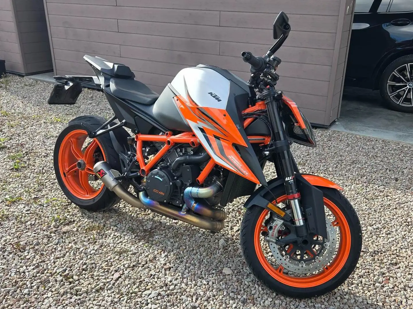 KTM 1290 Super Duke R - 1