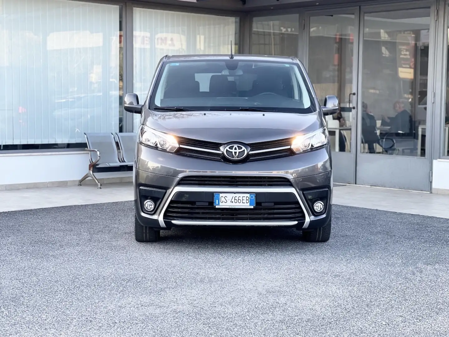 Toyota Proace Verso 2.0 Diesel 144CV E6 9 Posti - 2023 Grigio - 2