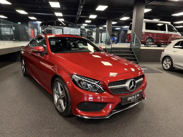 Mercedes-Benz C 250 AMG LINE 9G TRONIC